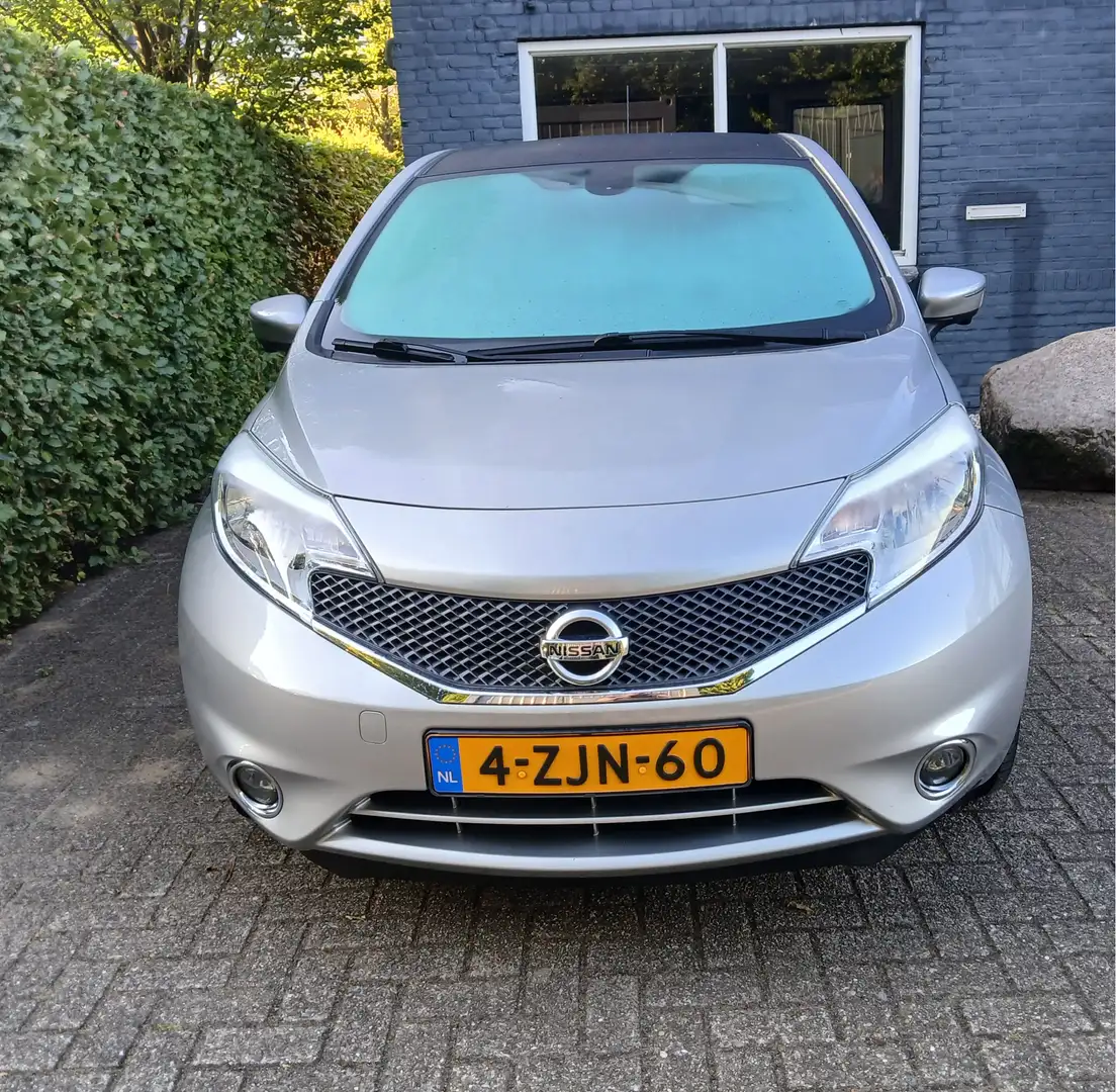 Nissan Note 1.2 DIG-S Tekna / trekhaak / panoramadak Grijs - 2