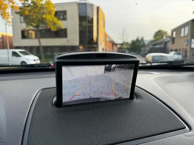 Volvo XC90 view 12