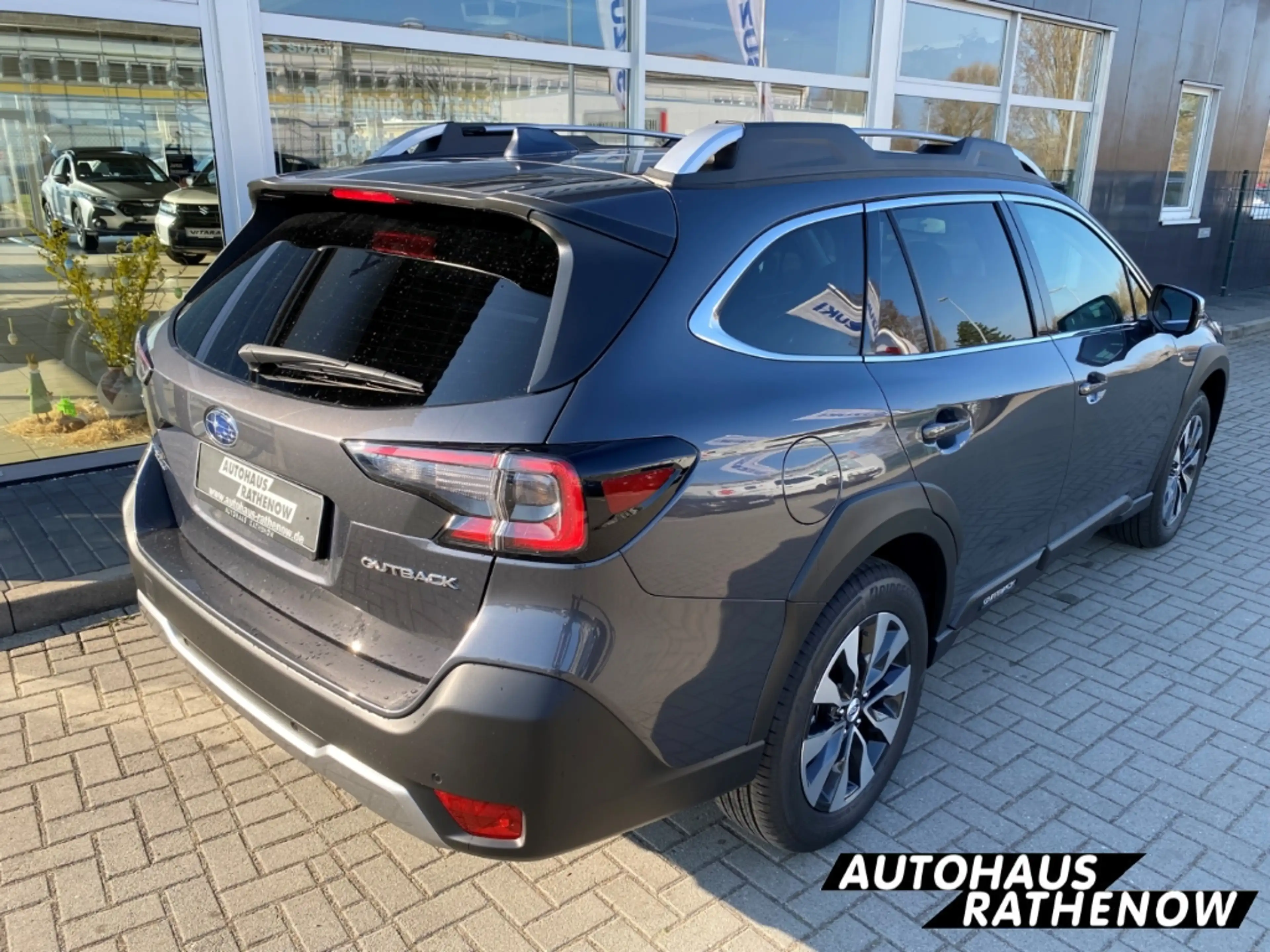 Subaru OUTBACK Platinum 2.5i Leder LED Kurvenlicht NAVI el. Heckk — photo 5