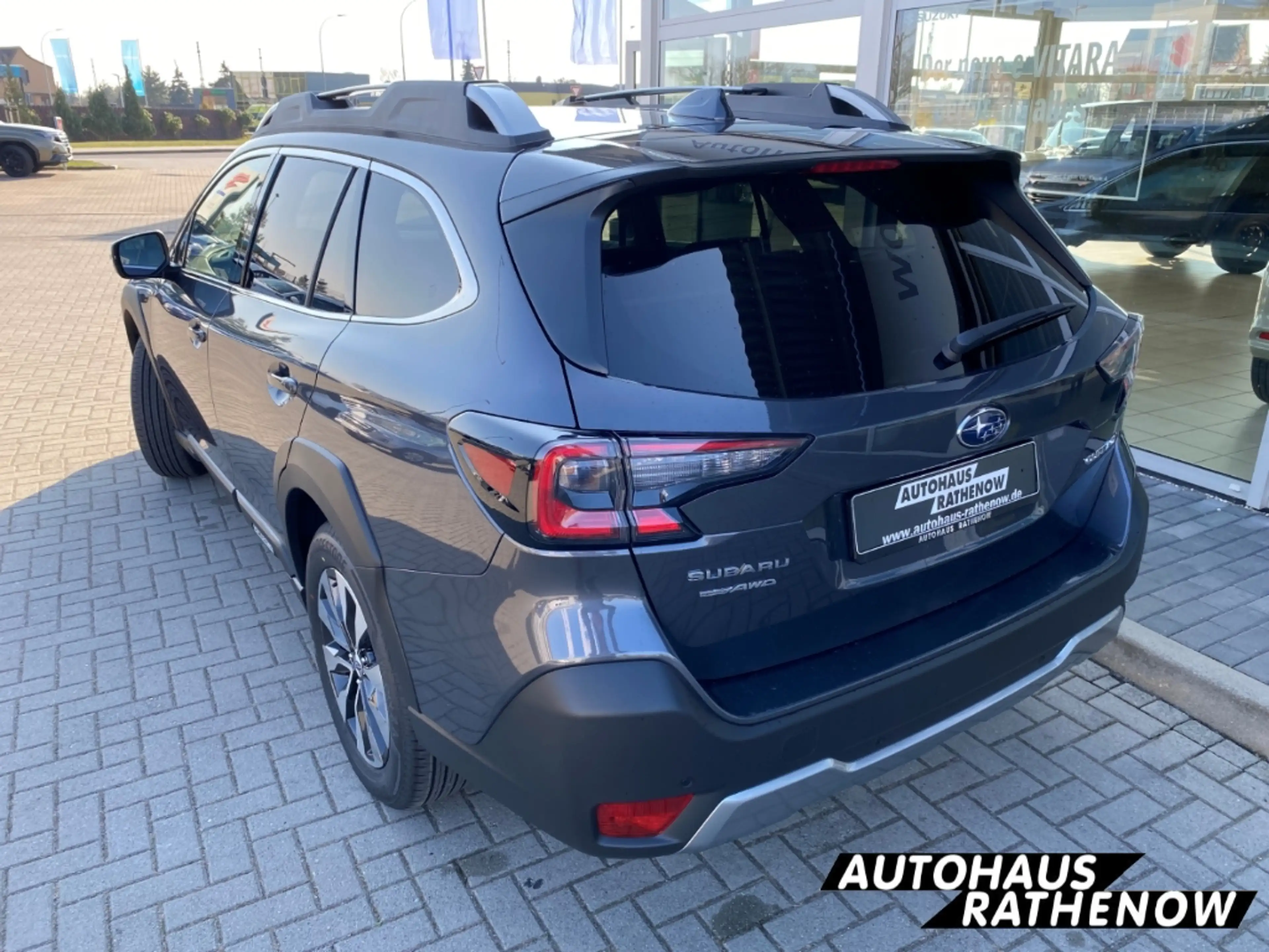 Subaru OUTBACK Platinum 2.5i Leder LED Kurvenlicht NAVI el. Heckk — photo 3
