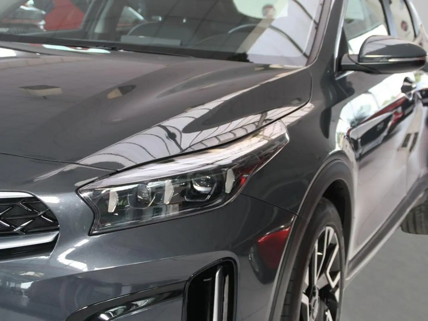 Kia XCeed 1.0 T-GDi Tech Gris - 2