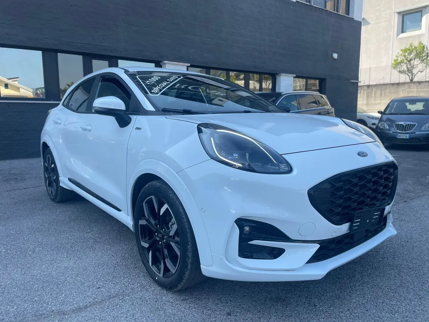 Ford Puma 1.0 ECOBOOST HYBRID ST-LINE X 125CV Bianco - 1