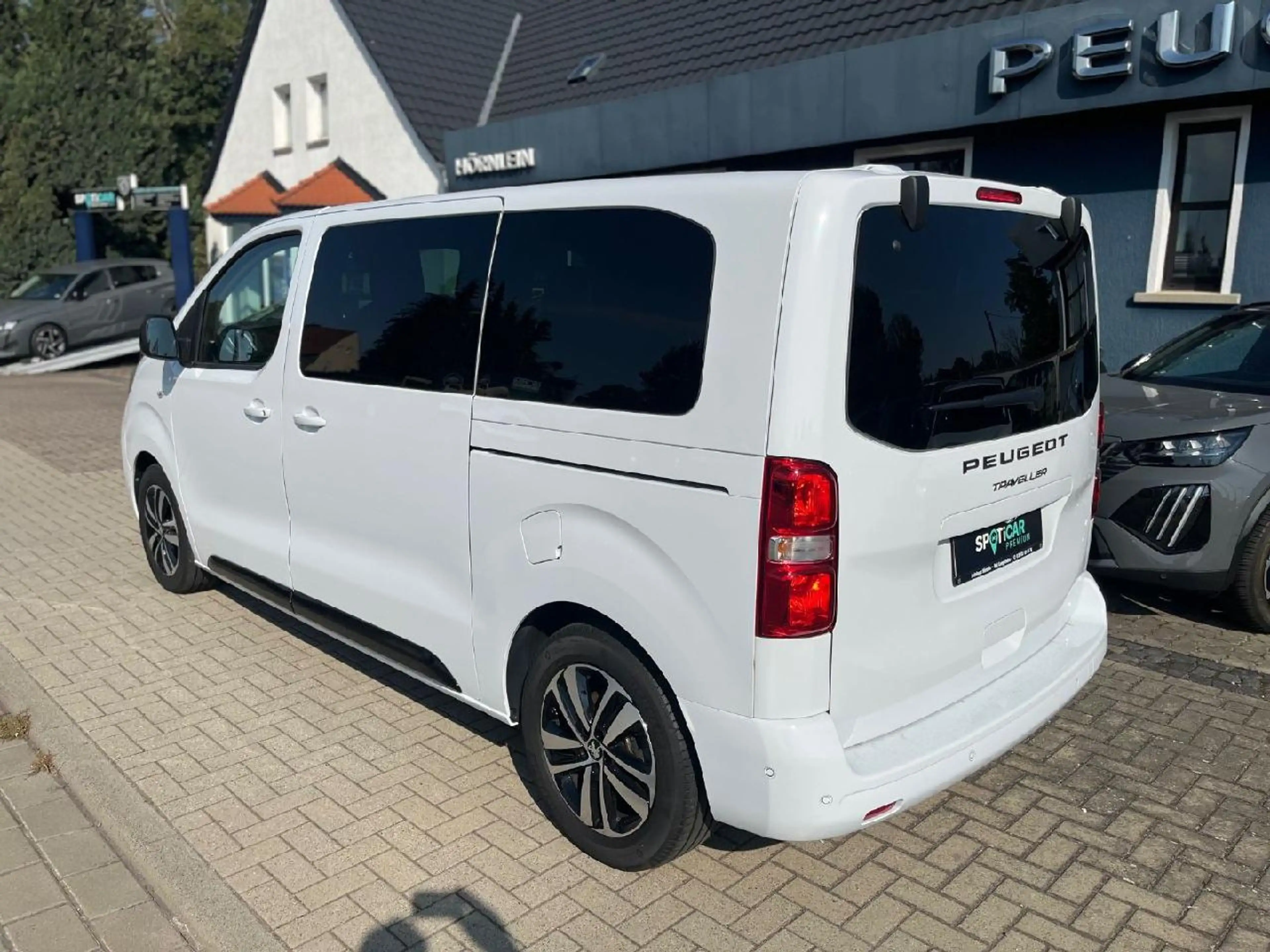 Peugeot Traveller Traveller Active L2 Navi+LED+8 Sitzer+AHK — photo 4