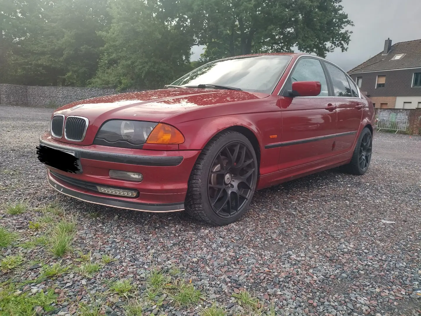 BMW 320 320i Rot - 1