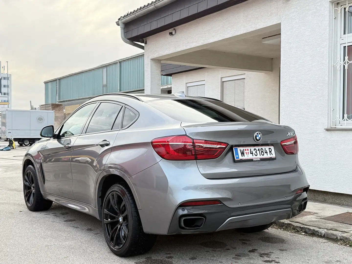 BMW X6 xDrive40d Sport Activity Coupé Aut. - 1