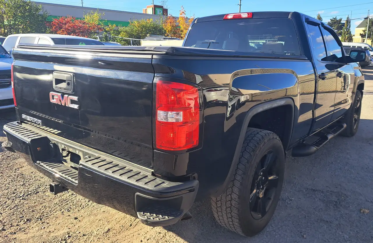 GMC Sierra 1500 снимка GMC Sierra 1500