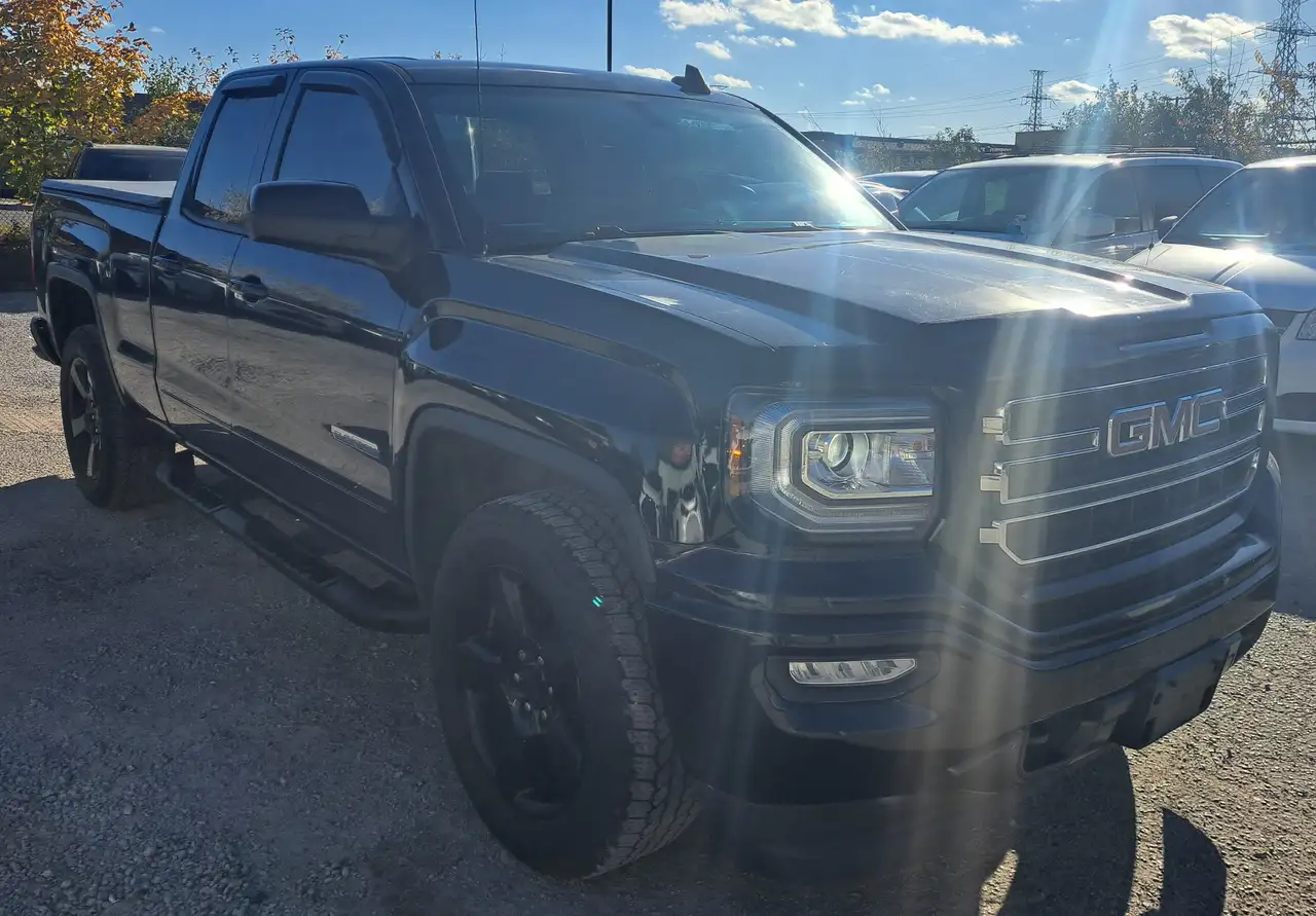 GMC Sierra 1500 снимка GMC Sierra 1500