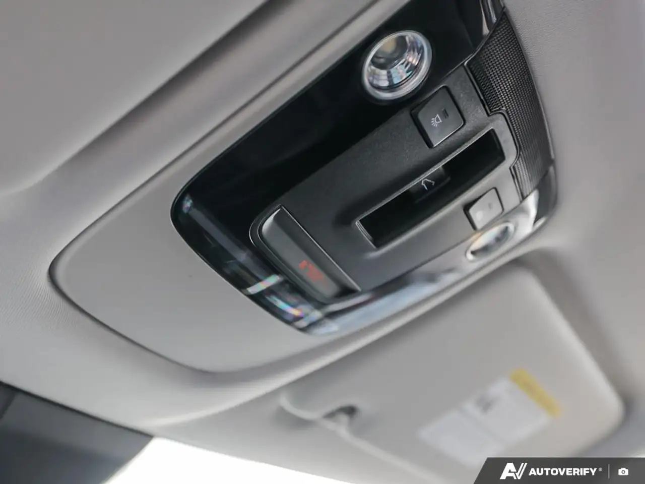 Kia Seltos снимка Kia Seltos