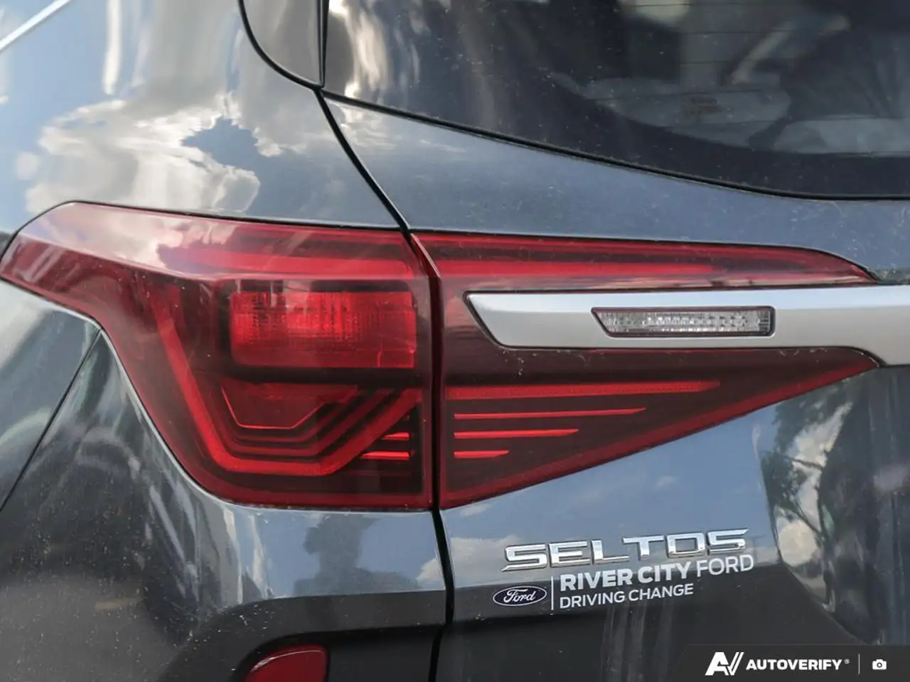Kia Seltos снимка Kia Seltos