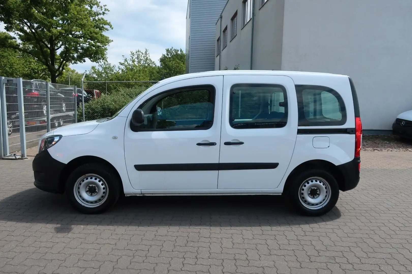 Mercedes-Benz Citan Kombi 109 CDI lang / Klima / AHK / Navi Alb - 2