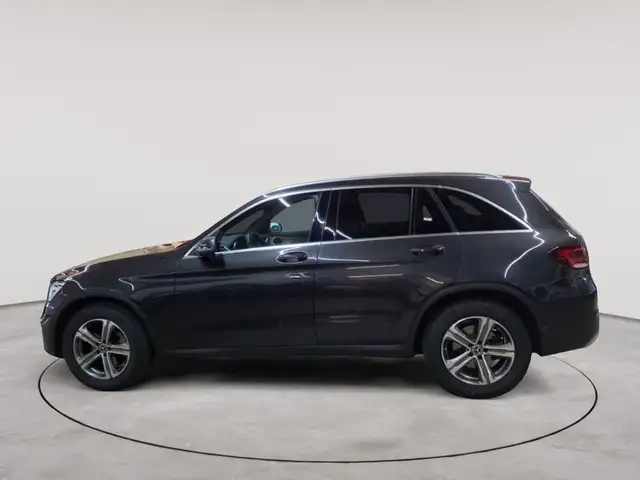 Mercedes-Benz GLC 200 view 6