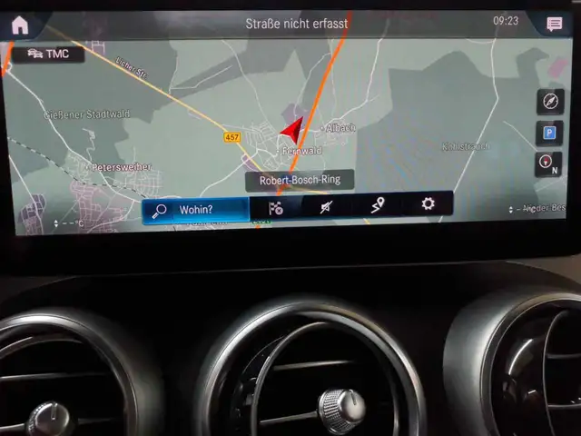 Mercedes-Benz GLC 200 view 12