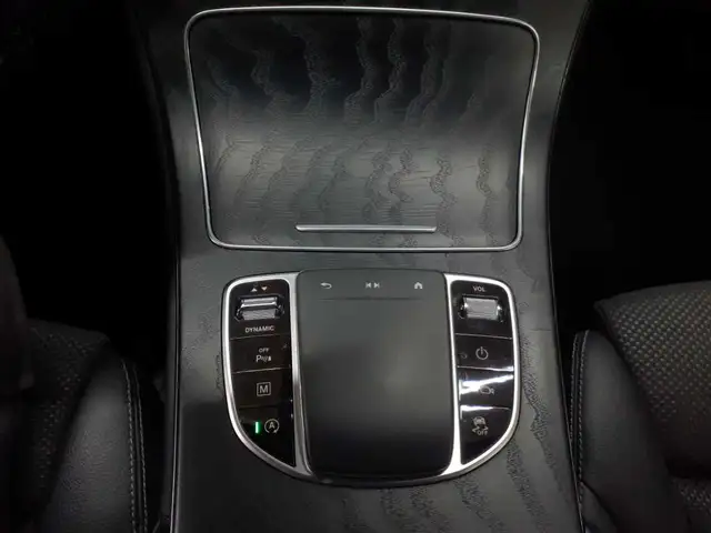 Mercedes-Benz GLC view 10