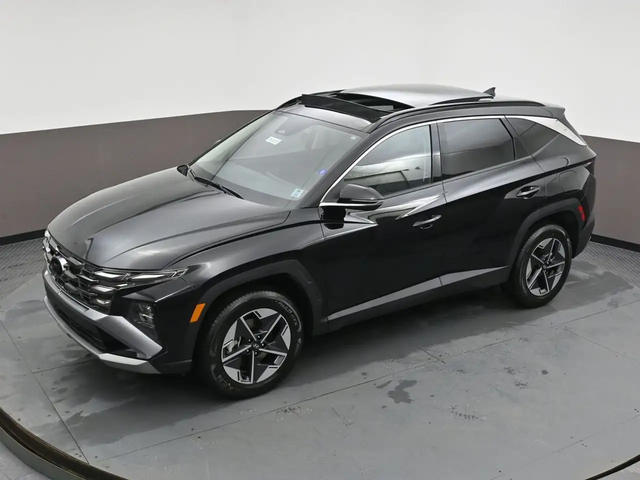 Hyundai TUCSON photo Hyundai TUCSON
