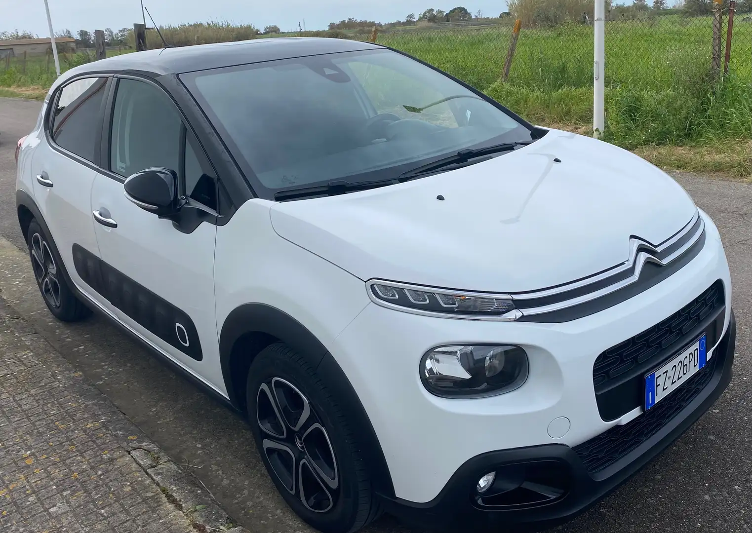 Citroen C3 C3 III 2017 1.2 puretech Origins s White - 2