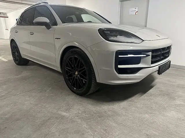 Porsche Cayenne III E-Hybrid PHEV 21,8 kWh Aut. Ansicht 5