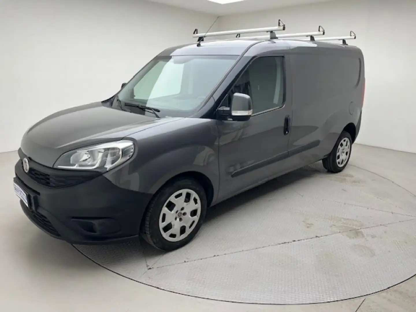 Fiat Doblo 1.6 Multijet 120 PS Cargo Grau - 1
