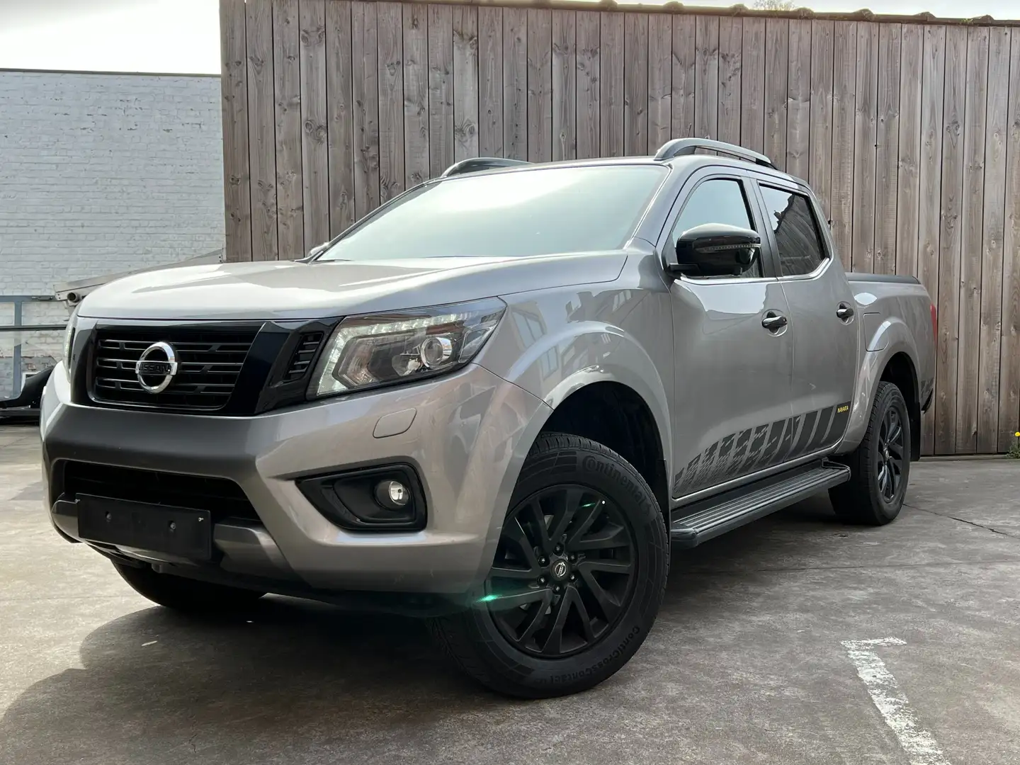 Nissan Navara NP 300 2.3D N-GUARD / FULL OPTION / BTW-aftr. Gri - 1