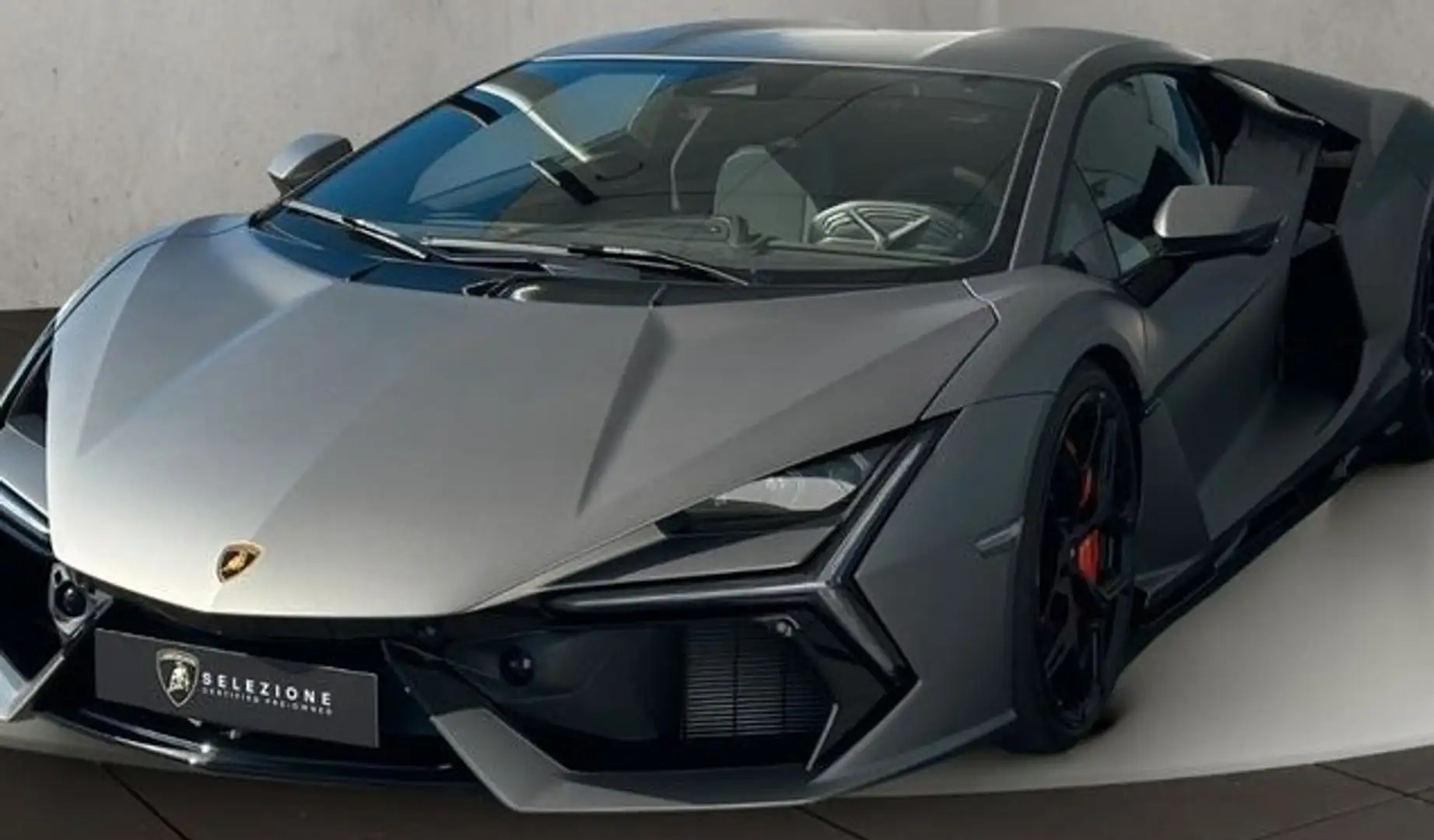 Lamborghini Revuelto Gris - 1