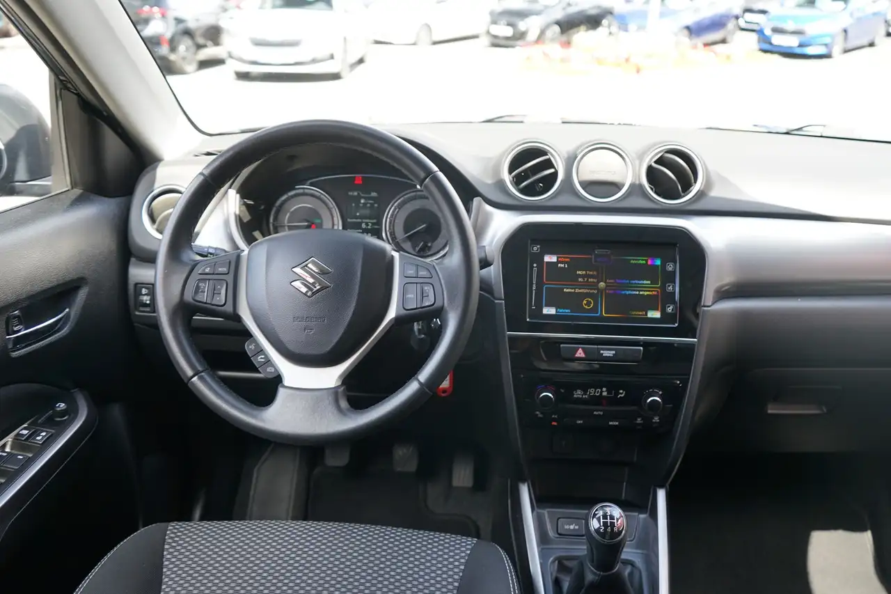 Suzuki Vitara 1.0 Comfort Navi Sitzheizung Kamera Tempo, миниатюра 10