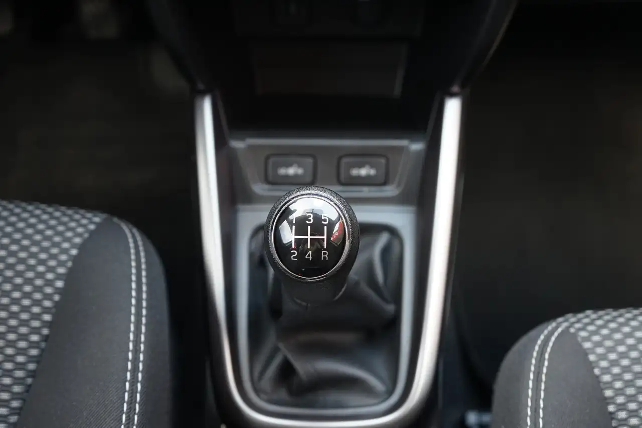 Suzuki Vitara 1.0 Comfort Navi Sitzheizung Kamera Tempo, миниатюра 22