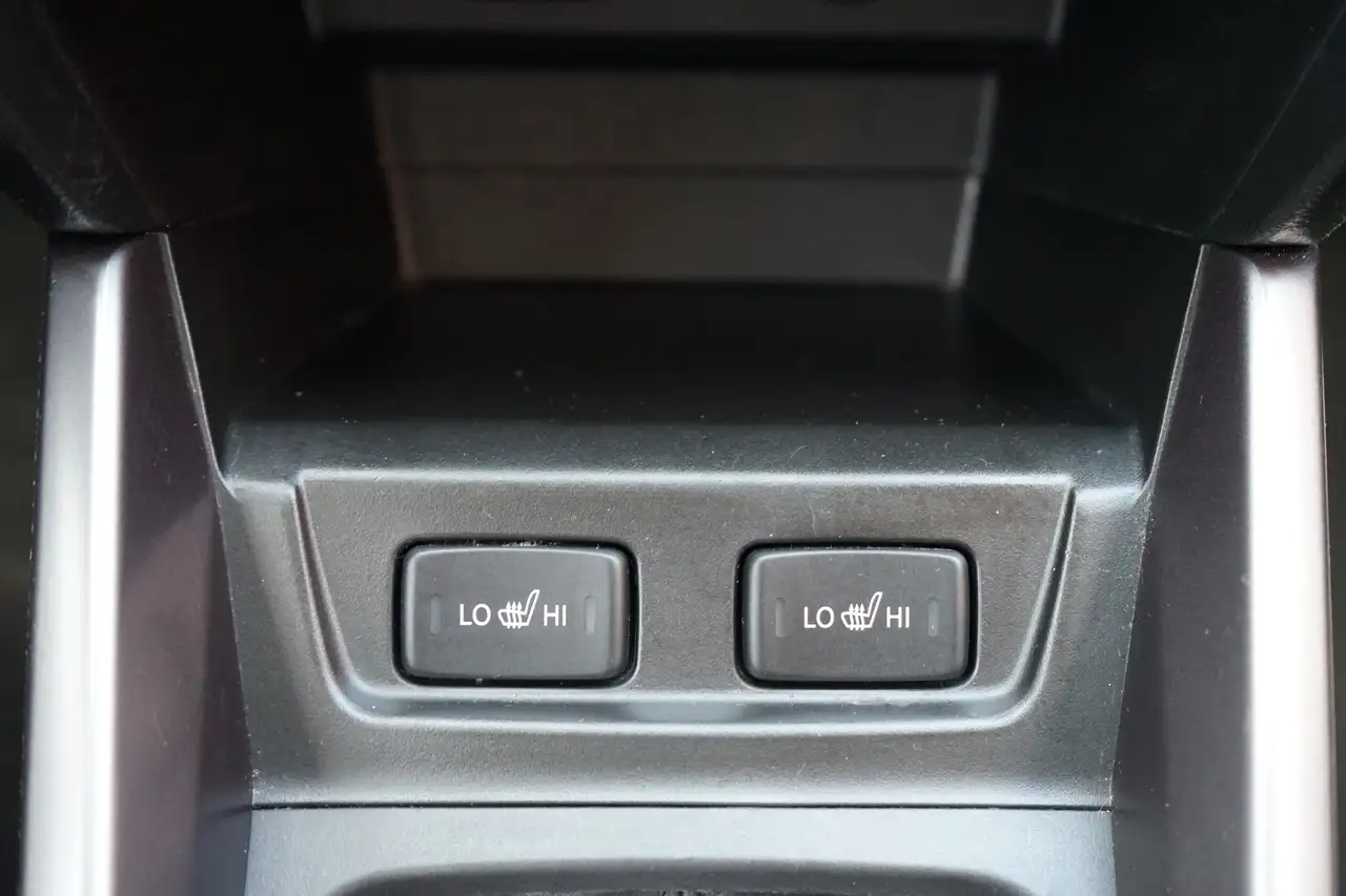 Suzuki Vitara 1.0 Comfort Navi Sitzheizung Kamera Tempo, миниатюра 21