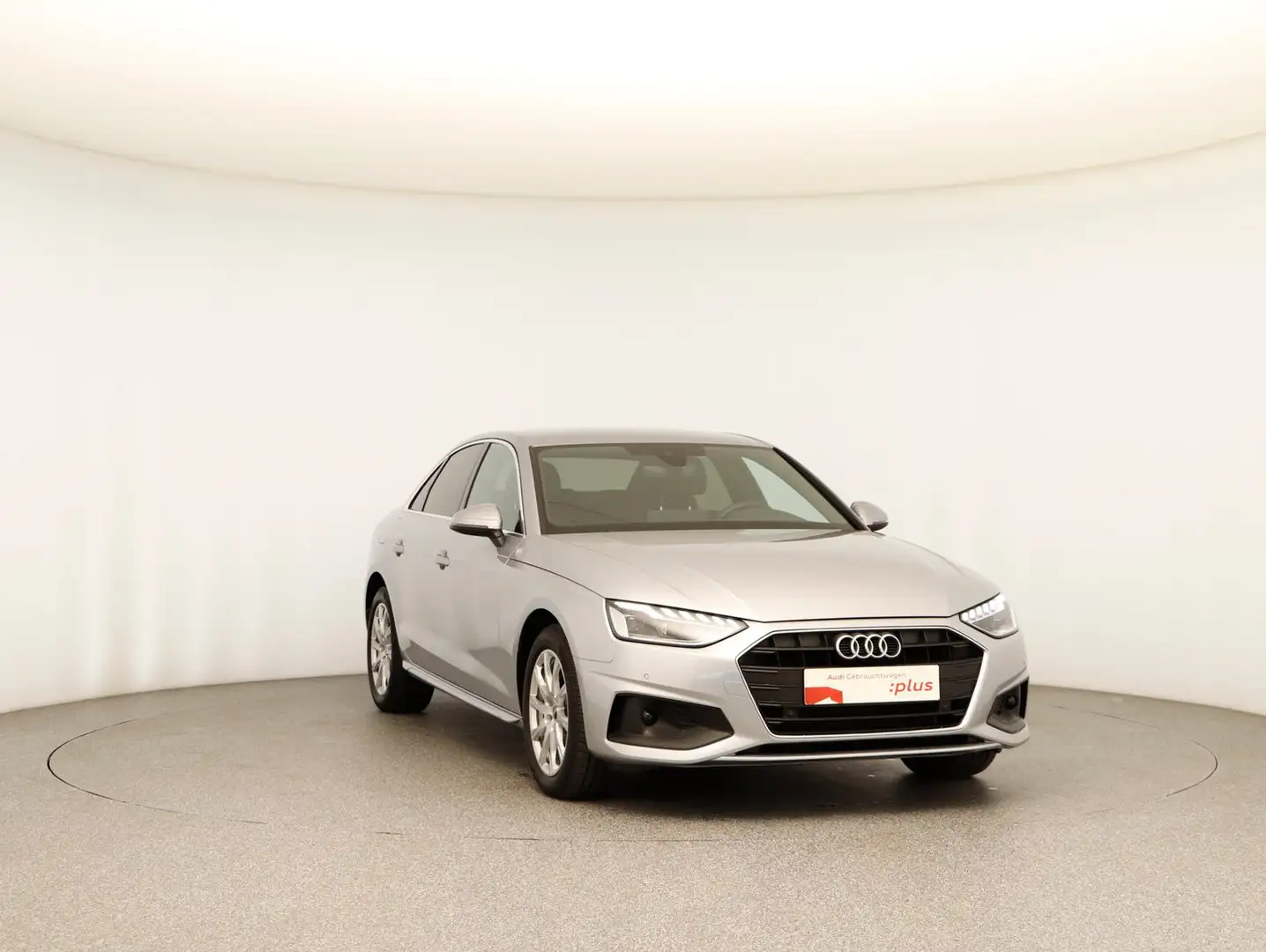 Audi A4 Limousine 30 TDI Argent - 2