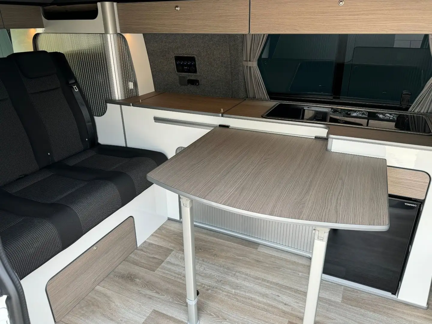 Sonstige Marken VW T6.1, langer Radstand, inkl. Premium Ausbau Weiß - 2
