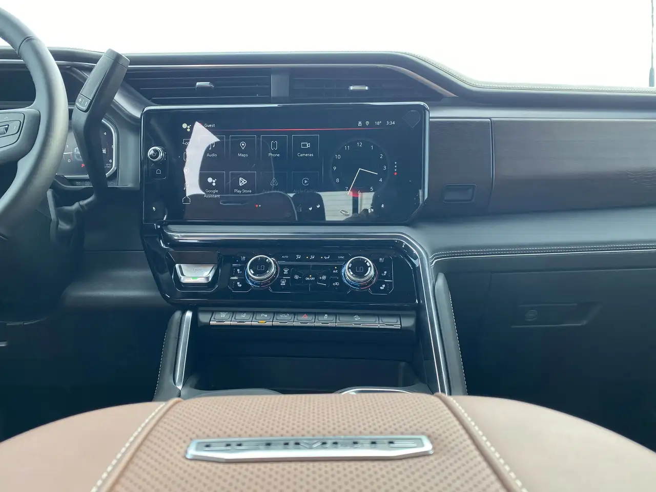 GMC Sierra 3500HD снимка GMC Sierra 3500HD
