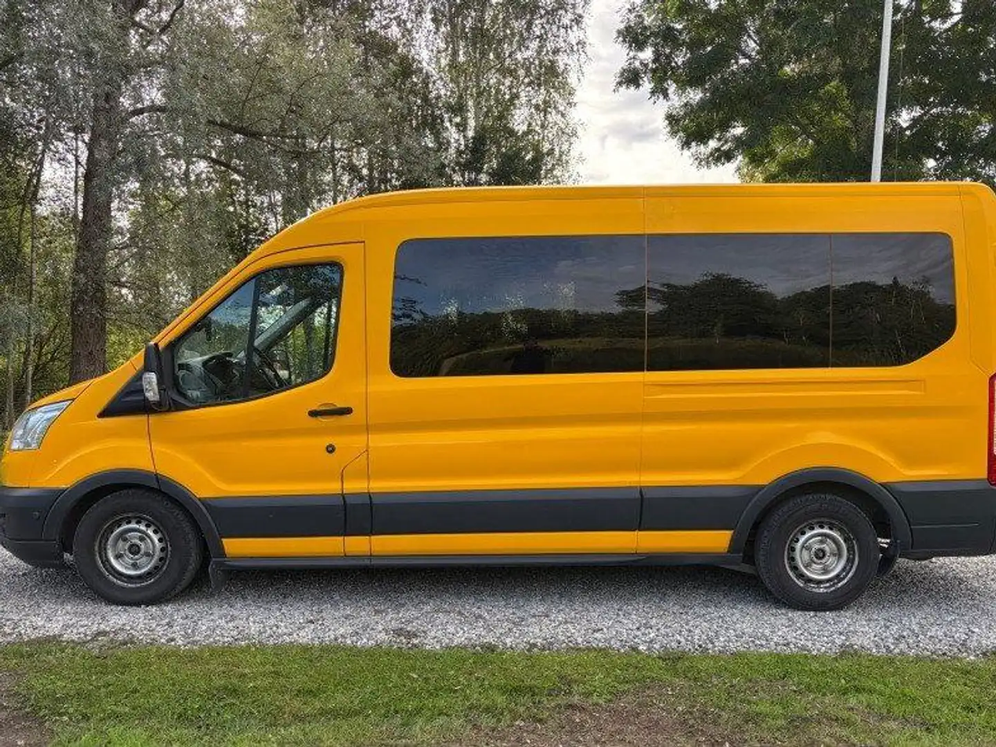 Ford Transit Bus Sárga - 1