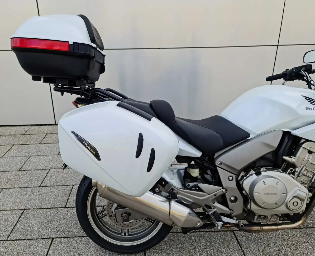 Honda CBF 1000 Traveller Bílá - 2