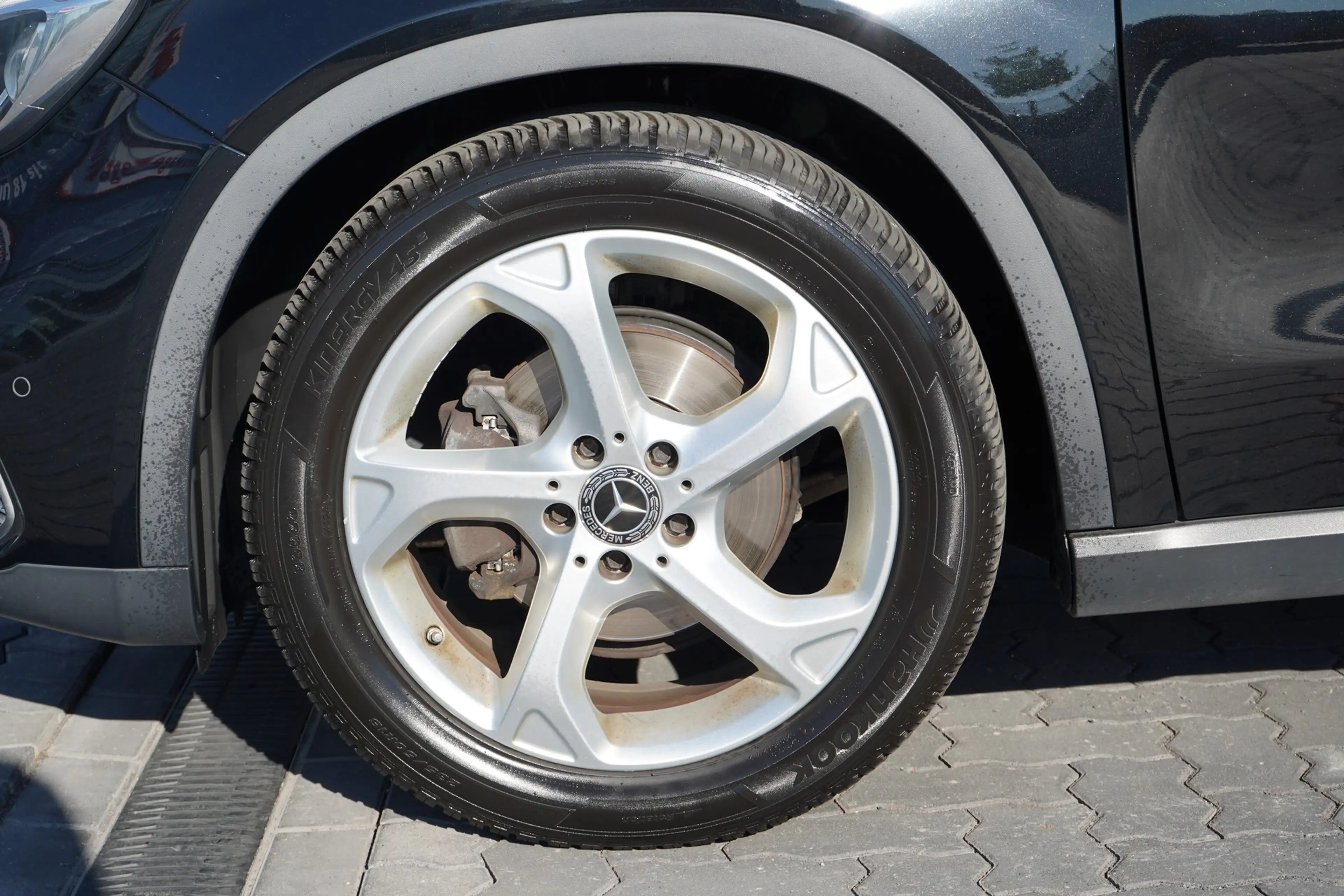 Mercedes-Benz GLA 180 LED Navi Tempomat Sitzheizung Teilleder — photo 7