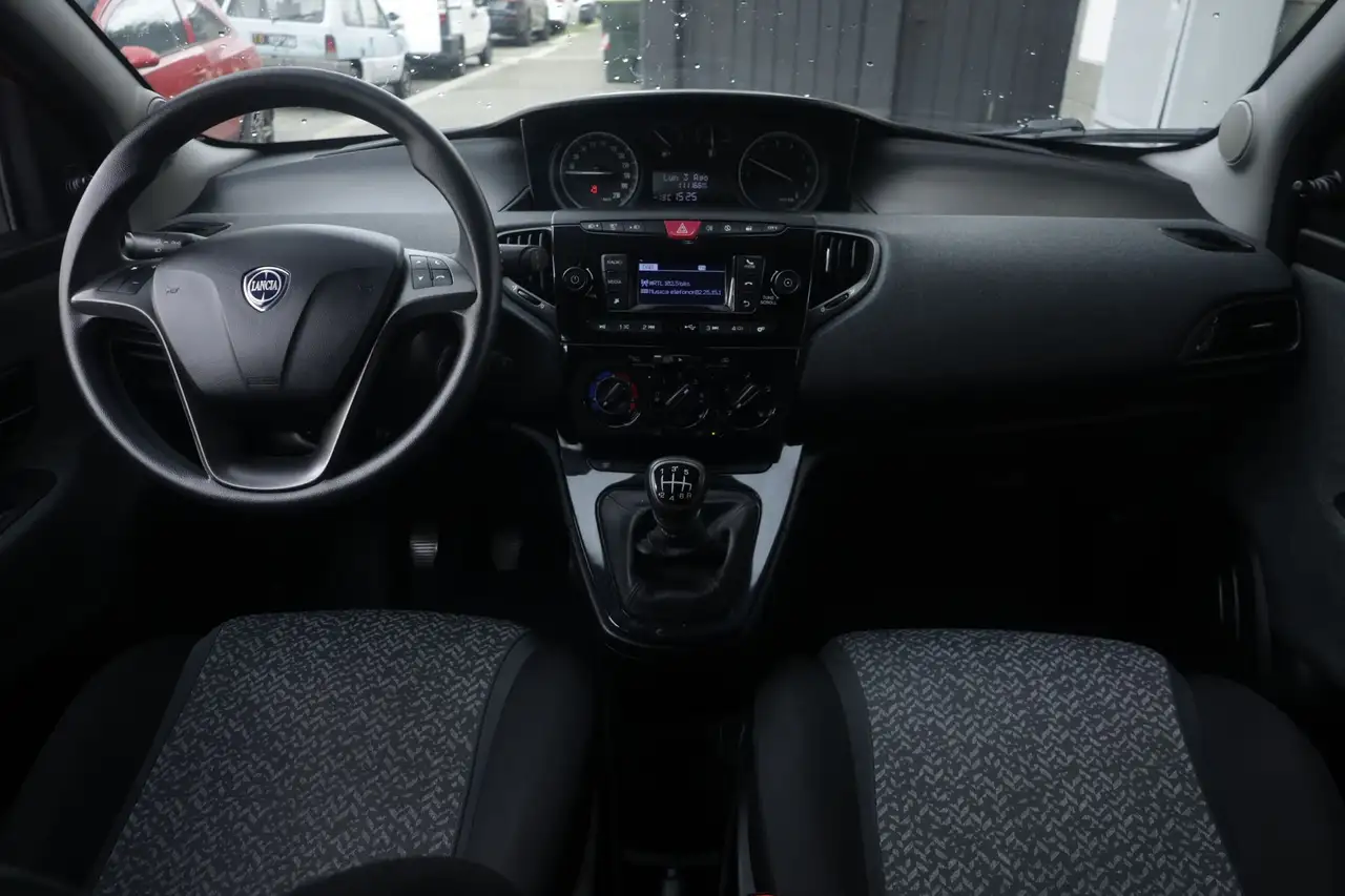 Lancia Ypsilon 2022