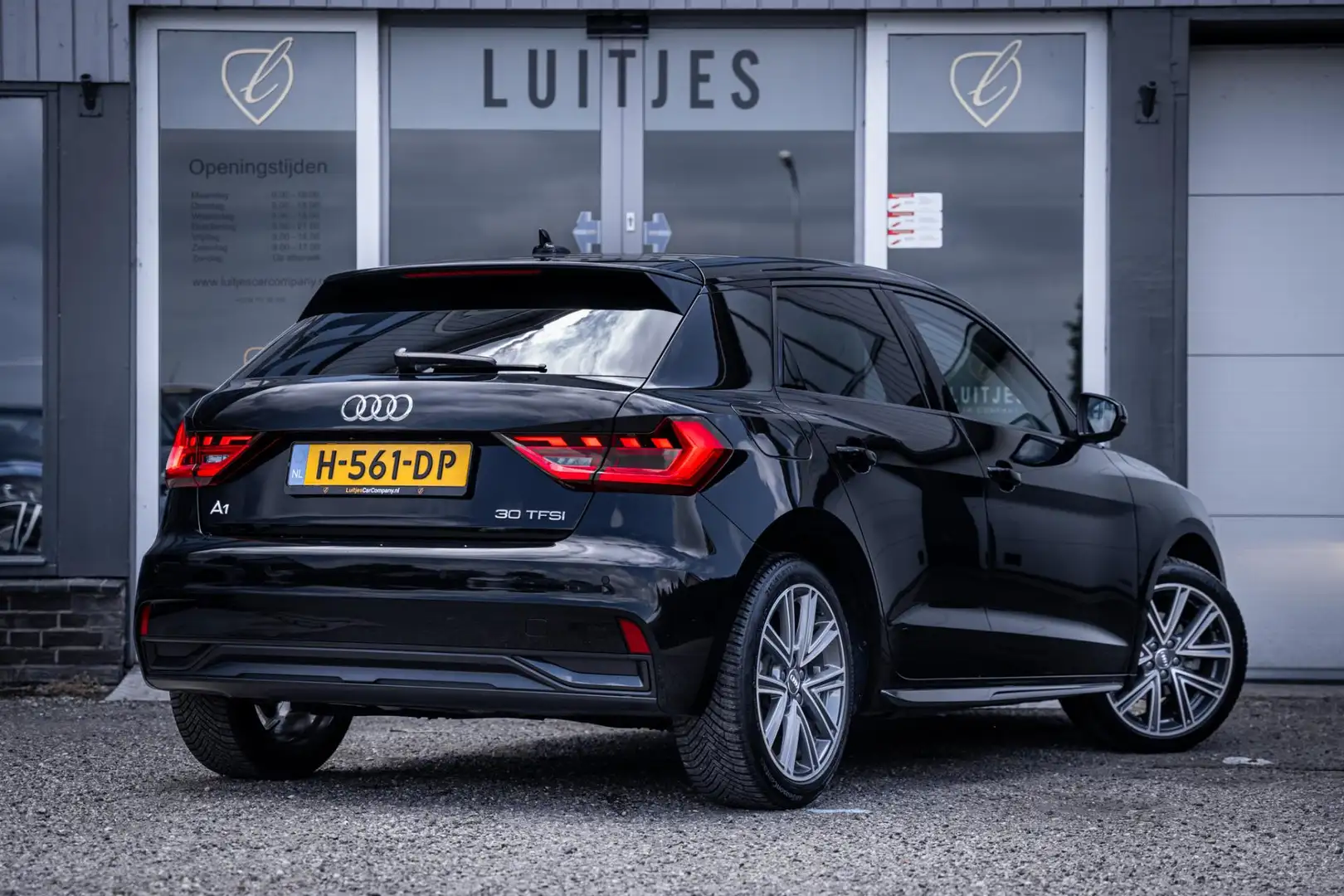 Audi A1 Sportback 30 TFSI epic AUT. I Carplay I PDC I Crui Zwart - 2