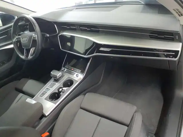 Audi A6 view 9