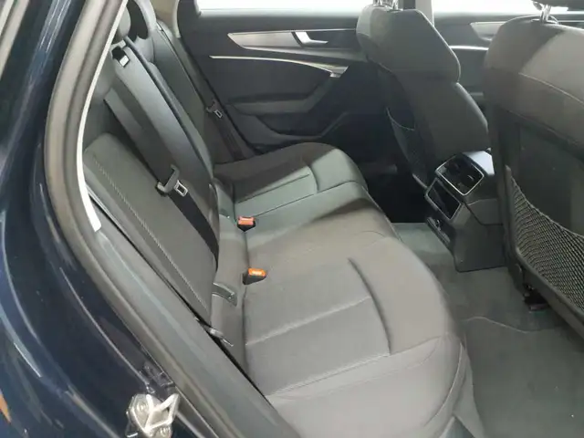 Audi A6 view 14