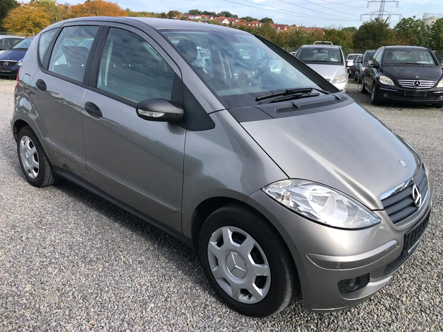 Mercedes-Benz A 180 CDI 6-Gang*NAVI*Parktronic*Sitzheizung*3.Hand* Grau - 2