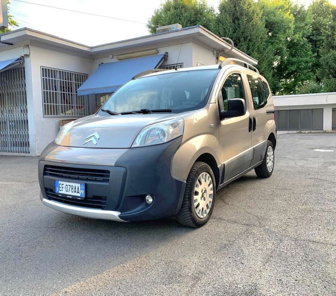 Citroen Nemo 1.4 m-space Xtr Theatre E5