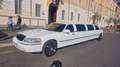 Lincoln Town Car - thumbnail 9