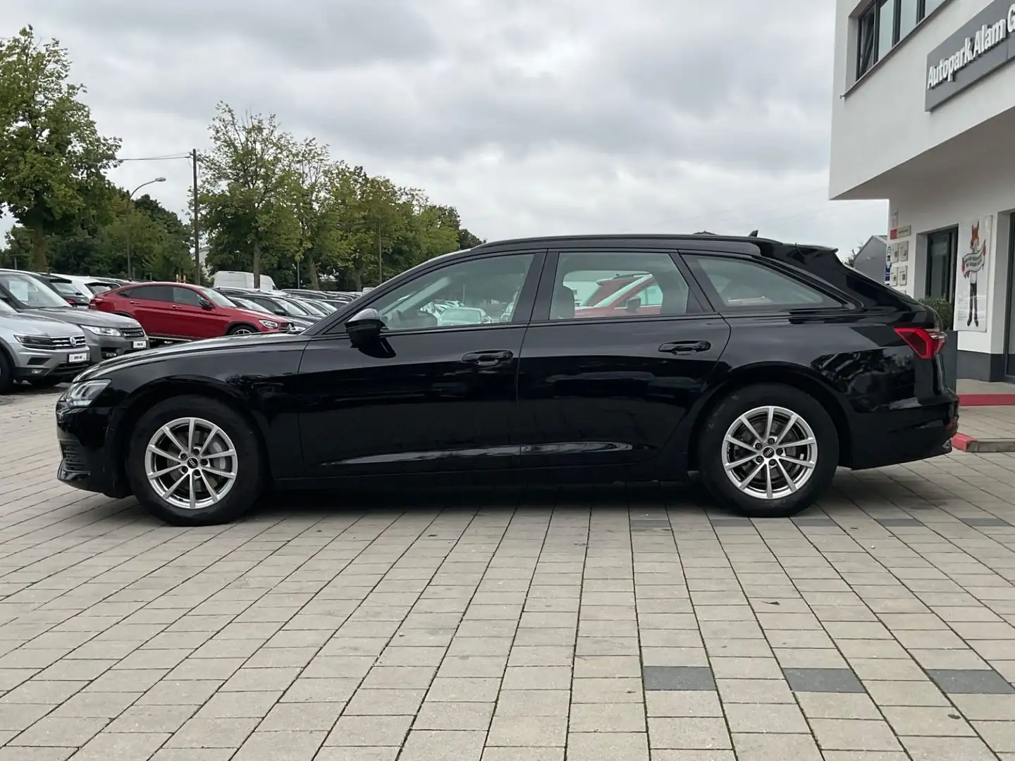 Audi A6 Avant 35 TDI basis DAB LED Navi 4.Zone Klima Schwarz - 2