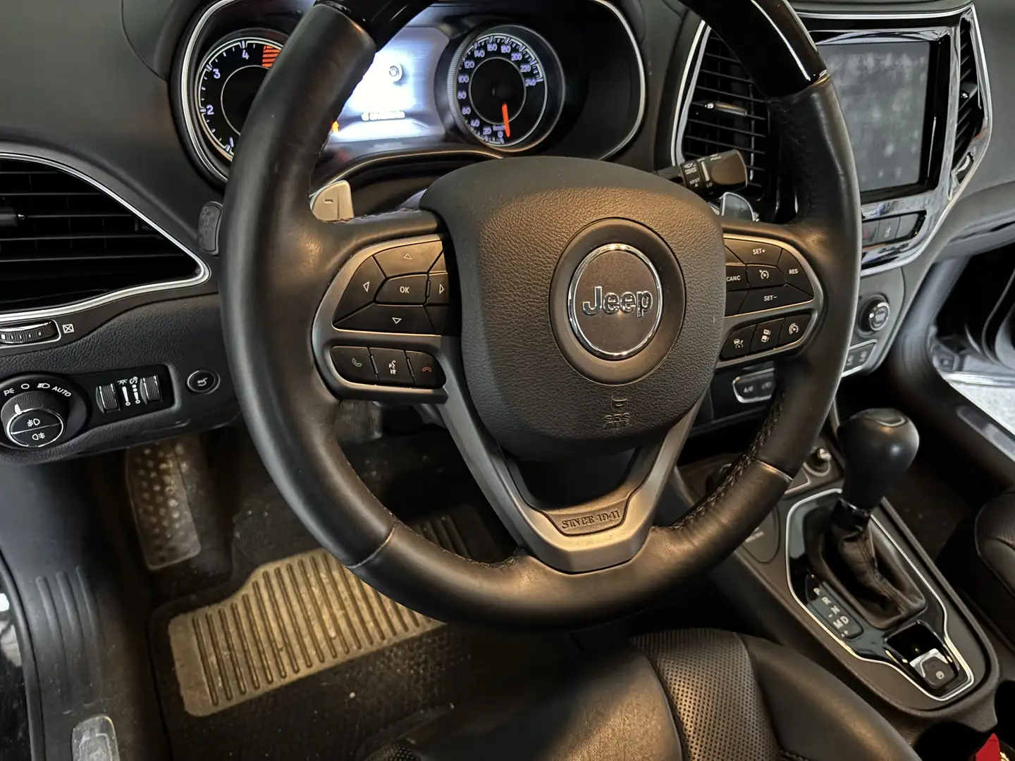 Jeep Cherokee 2.2 Overland - 1