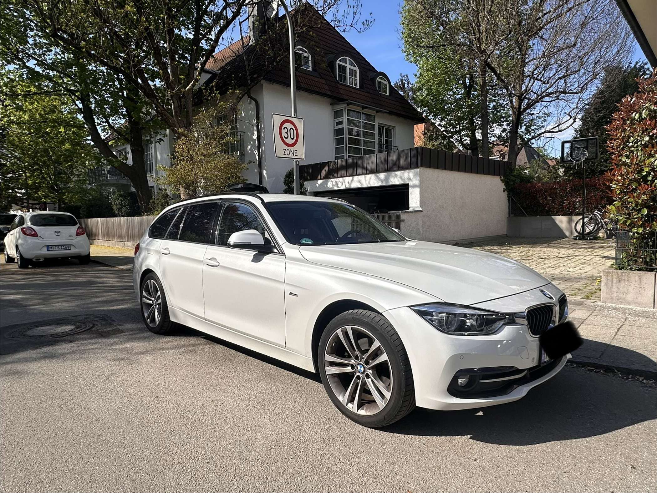Second hand Bmw 3 Series 320