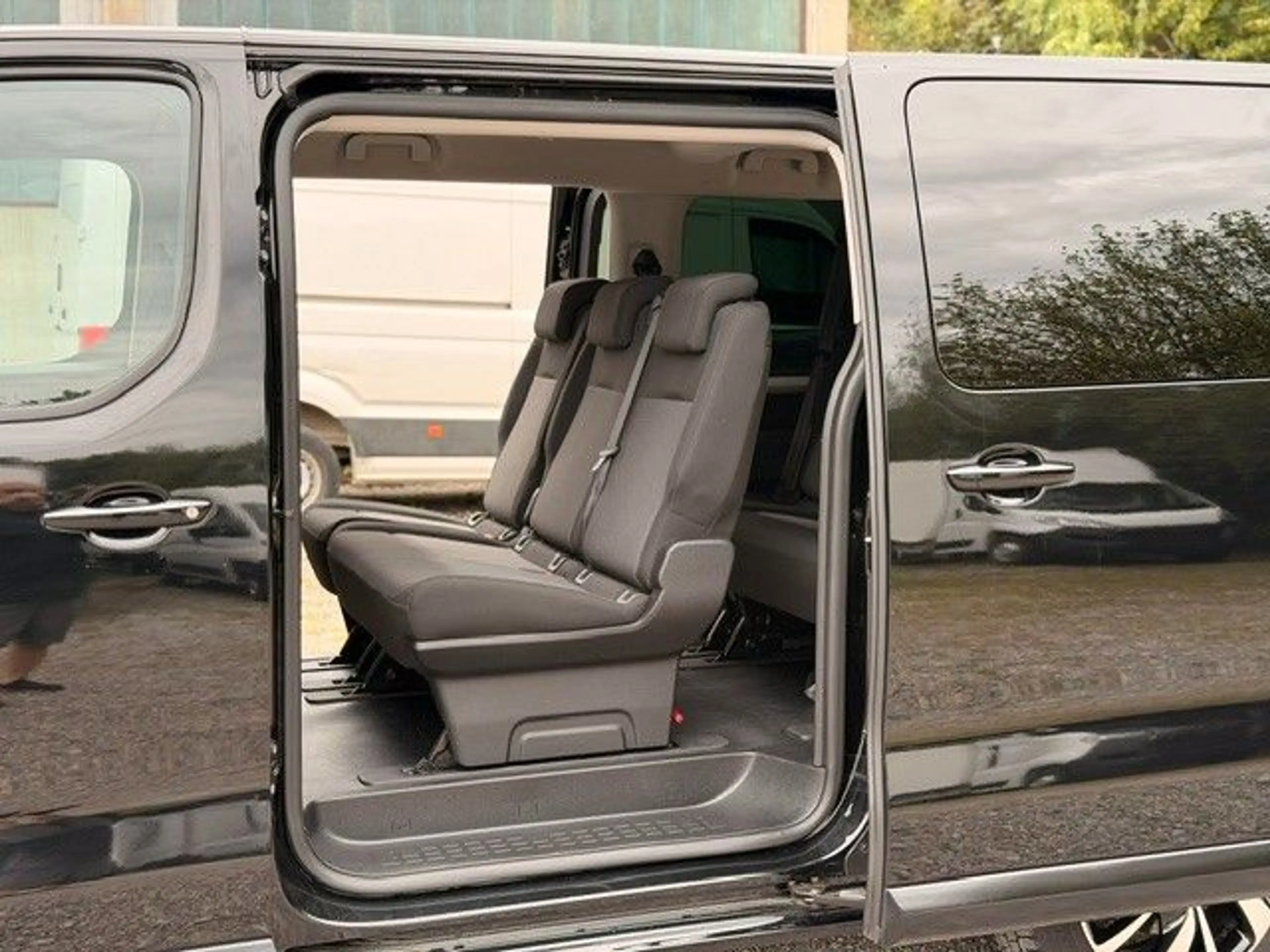 Citroen Spacetourer 2.0 BlueHDi 180 M XL EAT8 2xTür El — photo 10