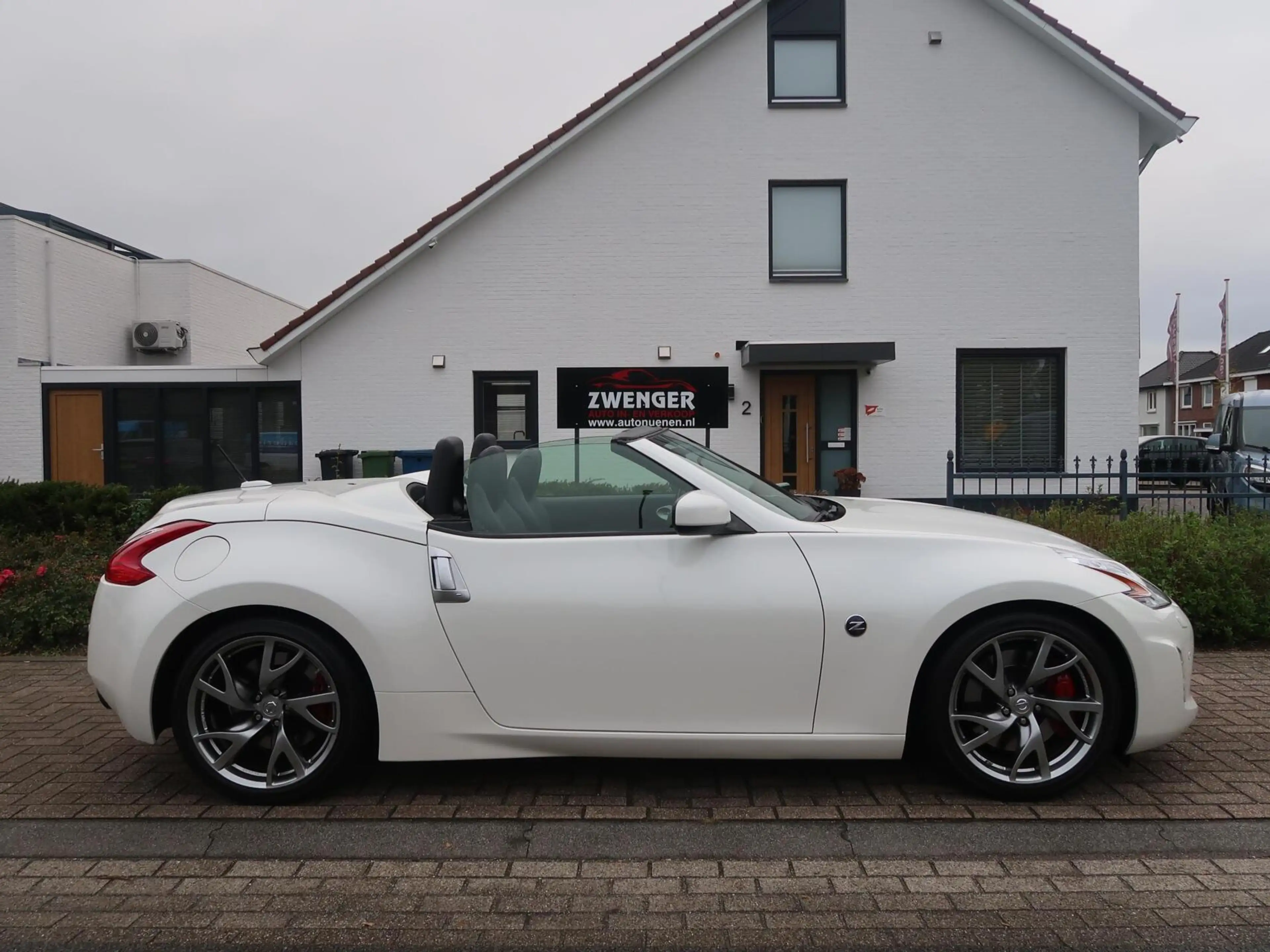 Nissan 370Z Roadster 3.7 V6 AUT F-1 FACELIFT|STOELKOELING|NAVI — photo 5