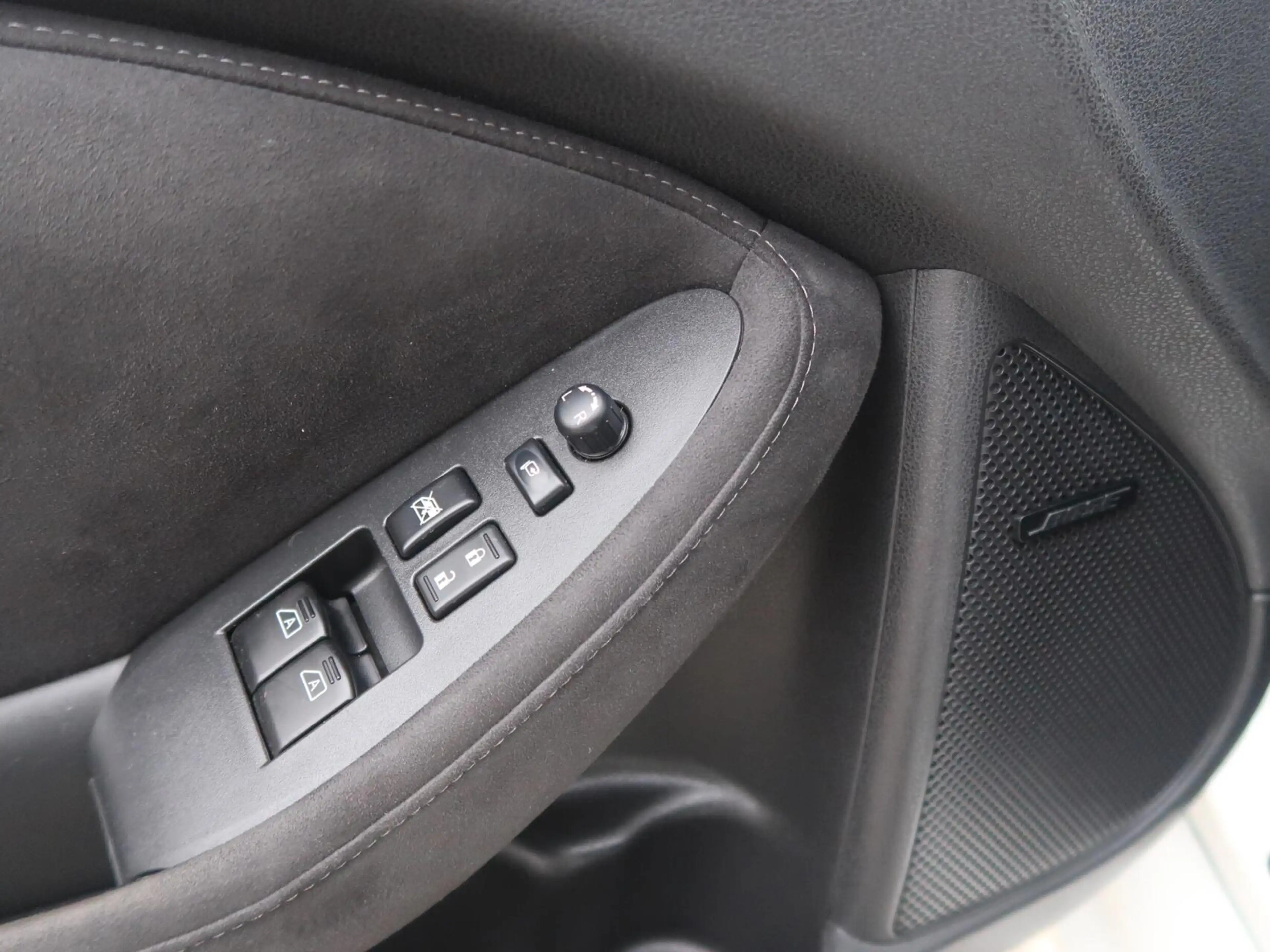 Nissan 370Z Roadster 3.7 V6 AUT F-1 FACELIFT|STOELKOELING|NAVI — photo 9
