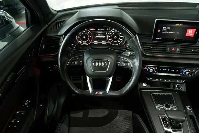 Audi Q5 view 19