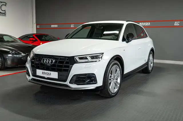Audi Q5 view 26