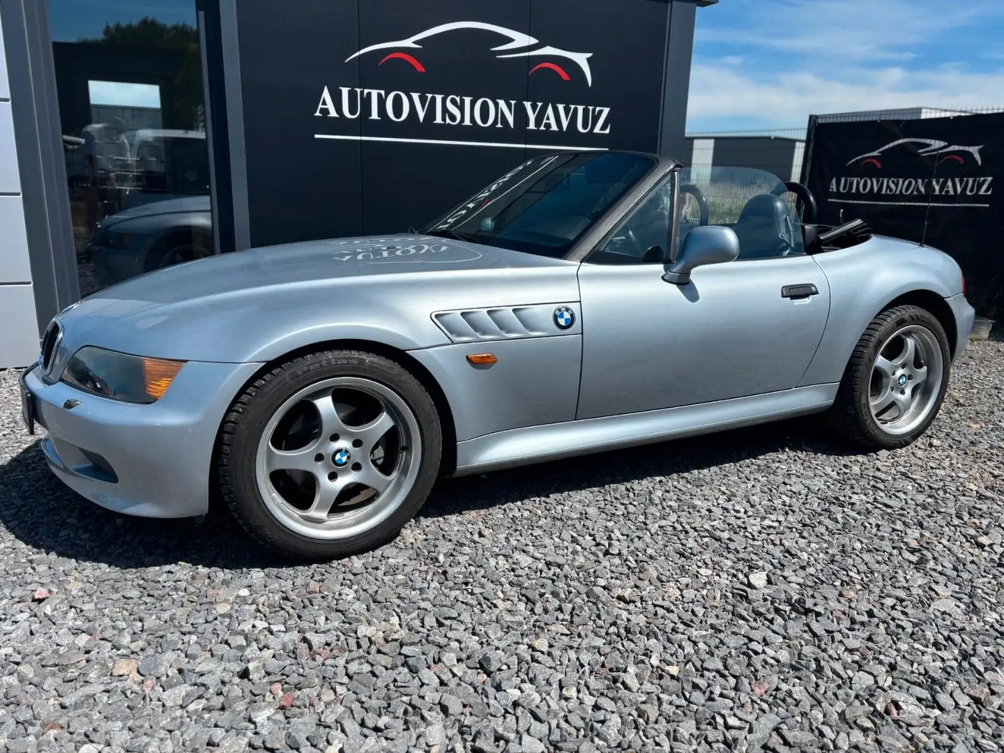BMW Z3 /ROADSTER/LEDER/KLIMA/DACH NEU/SHZ/ Silber - 2