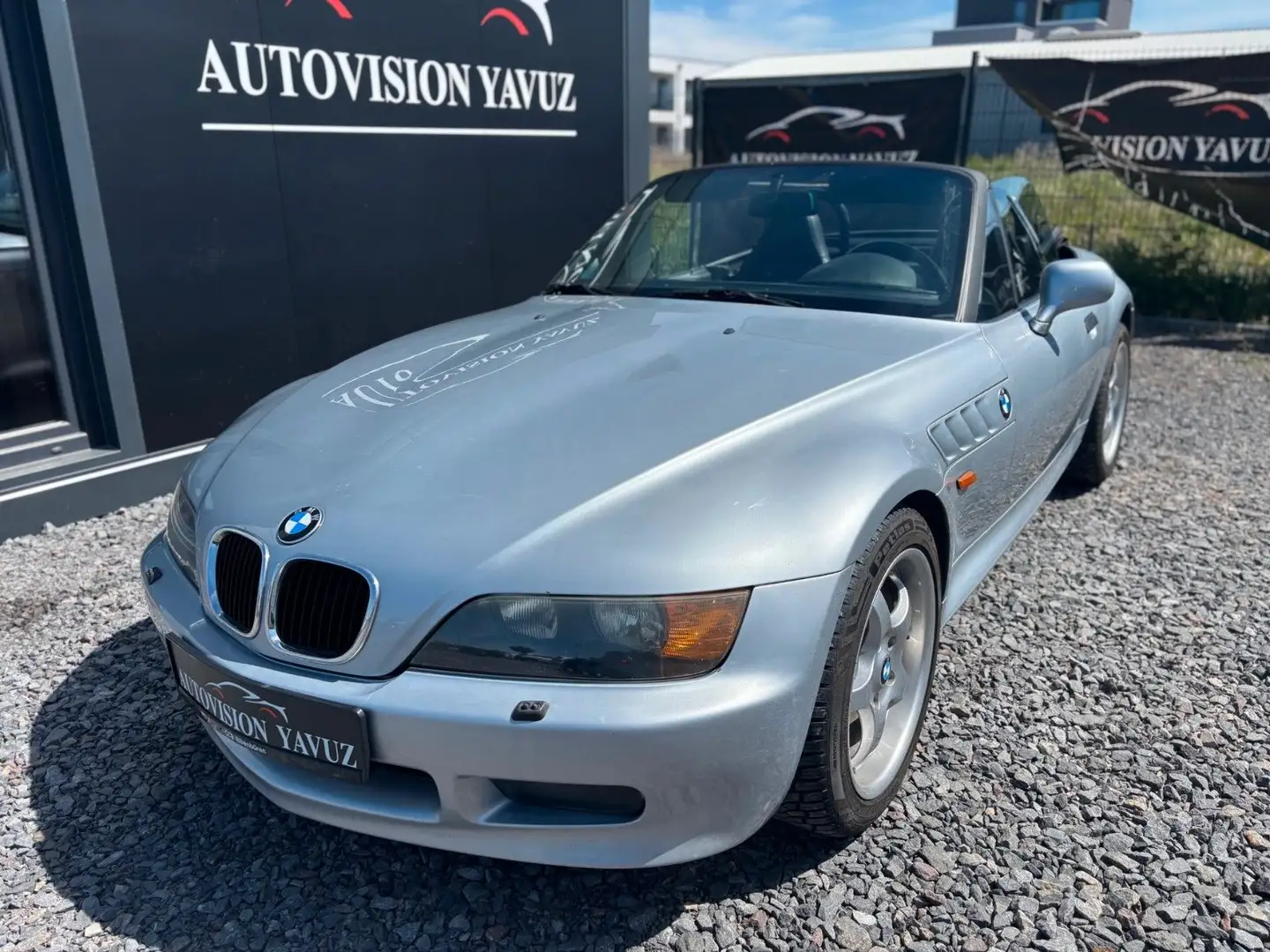 BMW Z3 /ROADSTER/LEDER/KLIMA/DACH NEU/SHZ/ Silber - 1