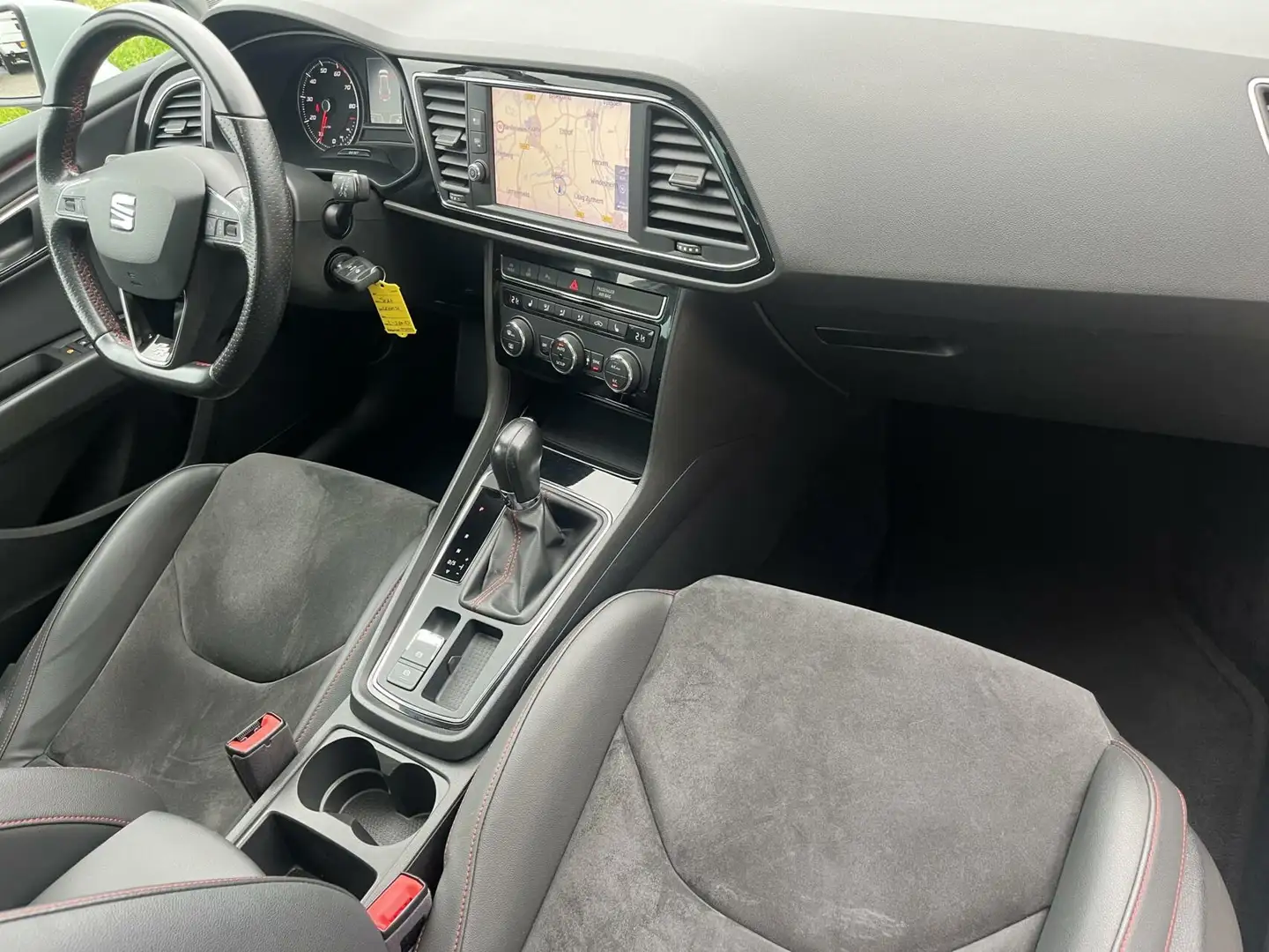 SEAT Leon ST 1.4 EcoTSI 150PK FR DSG PANO+LED+18INCH+ACC Wit - 2